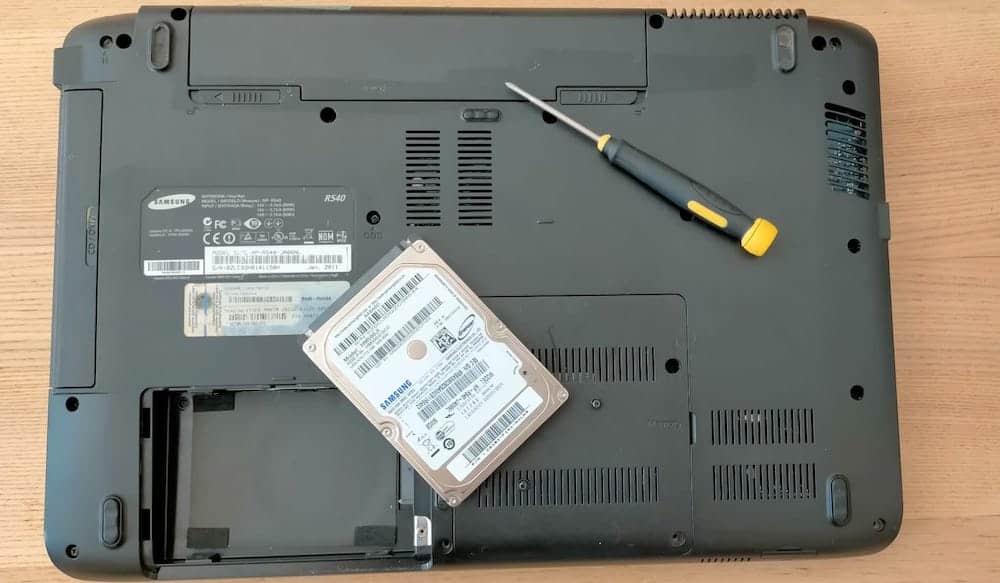 Een HDD schijf in een Samsung laptop