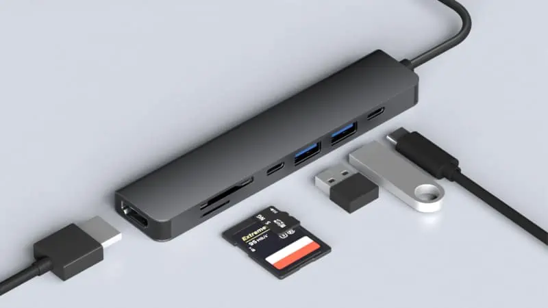 USB-C hub met verschillende poortjes, bovenaanzicht